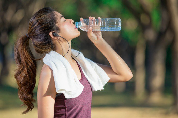 Uống nước đúng cách sau khi tập thể dục